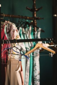 Como a Shein está se destacando no mercado de moda de luxo acessível